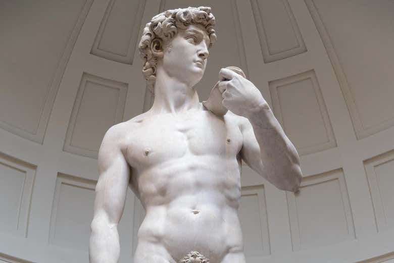 David de Michelangelo, na Galeria da Academia