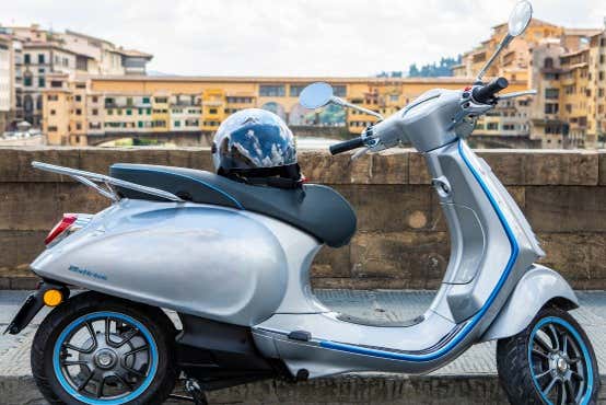 Tour de Vespa saindo de Florença